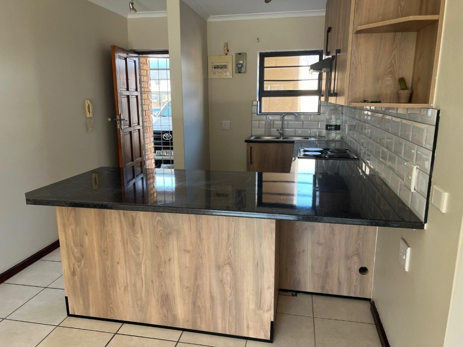 To Let 2 Bedroom Property for Rent in Linton Grange Eastern Cape